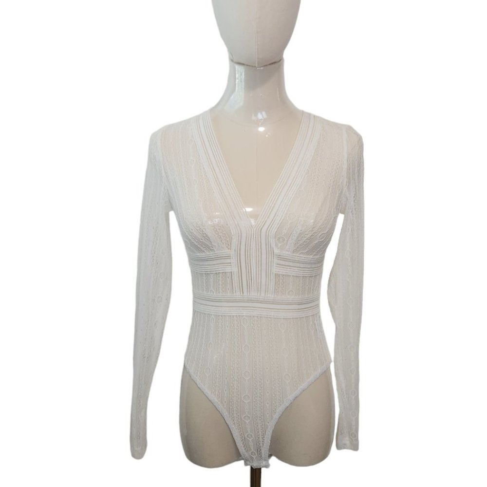 Hello Molly Small White Long Sleeve Lace Backless Thong Bodysuit VNeck